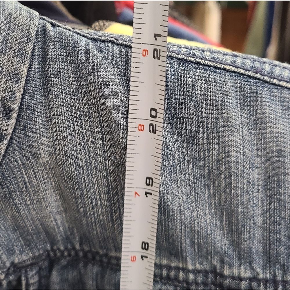 Vintage 90's Tommy Hilfiger Jean Jacket size Medium - Picture 9 of 9